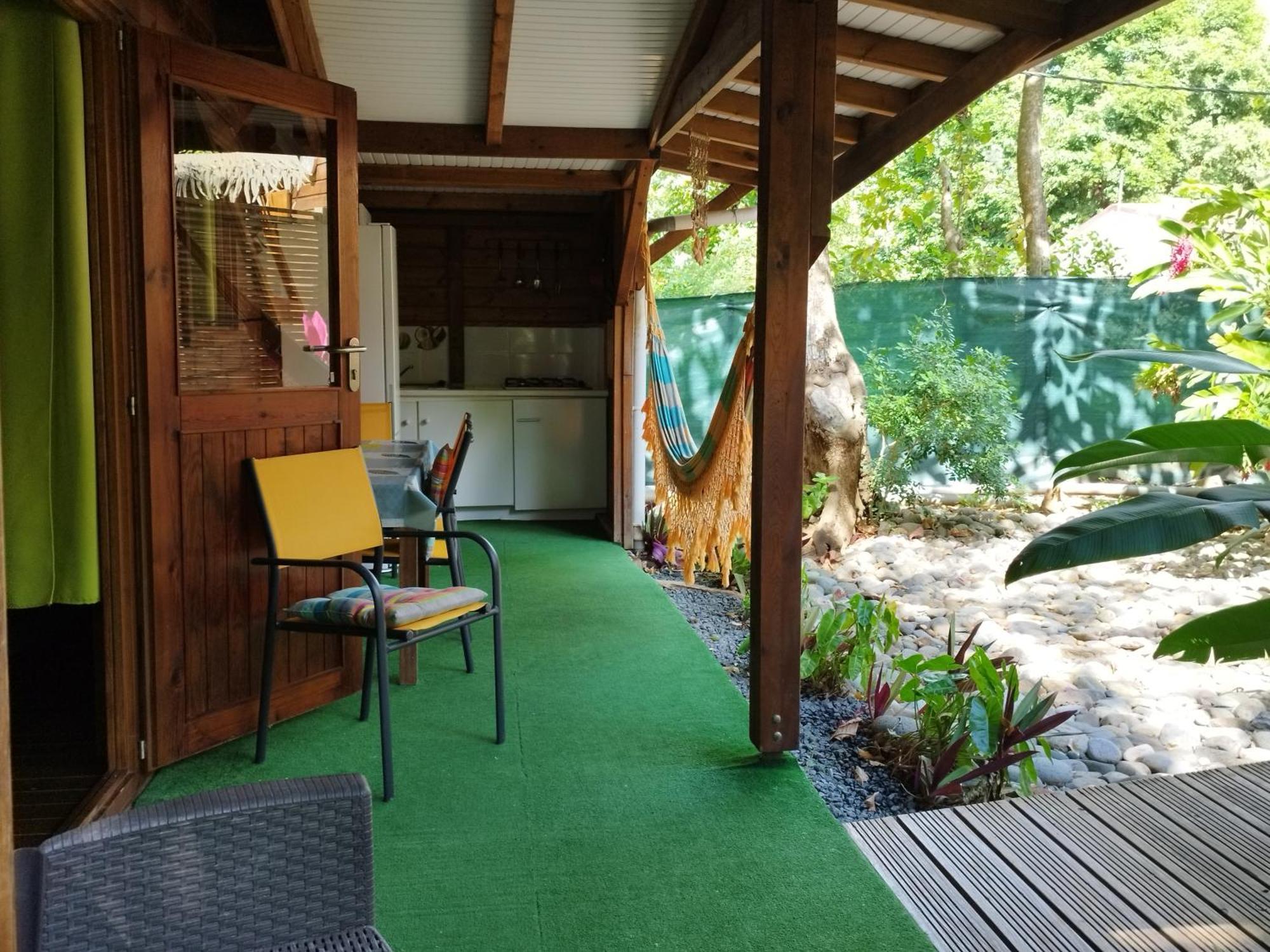 Insolite Arawakane Gites Du Manial Chalet Pointe-Noire Exteriér fotografie